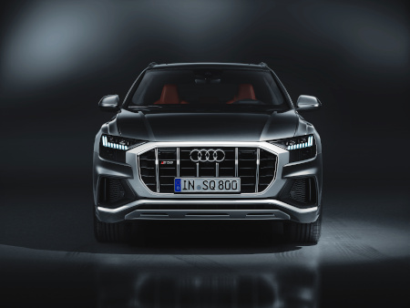 Audi SQ8 przod